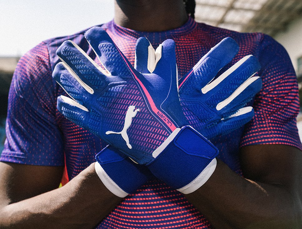 Puma Goalkeeper Gloves featuring the ULTRA Ultimate Hybrid