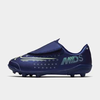 size c9 football boots