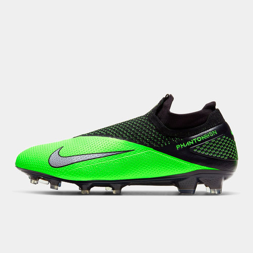 nike football shoes under 2